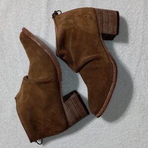 BEEK Anthropology Eaglet Block Heel Suede Booties Size 7